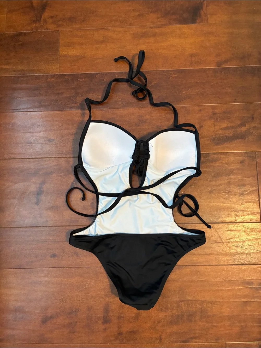 Black tie back and neck swimsuit
